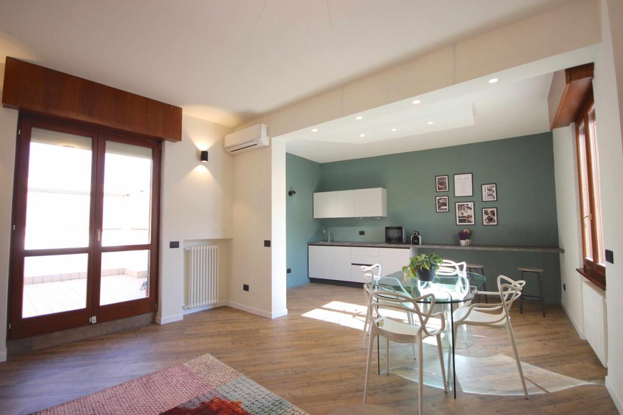 Case Vr Holiday Vittorias Flat Verona Exteriör bild